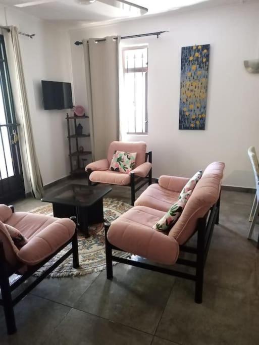 1 Bedroom Apartment In Pereybere With Private Balcony Pereybere Beach Zewnętrze zdjęcie